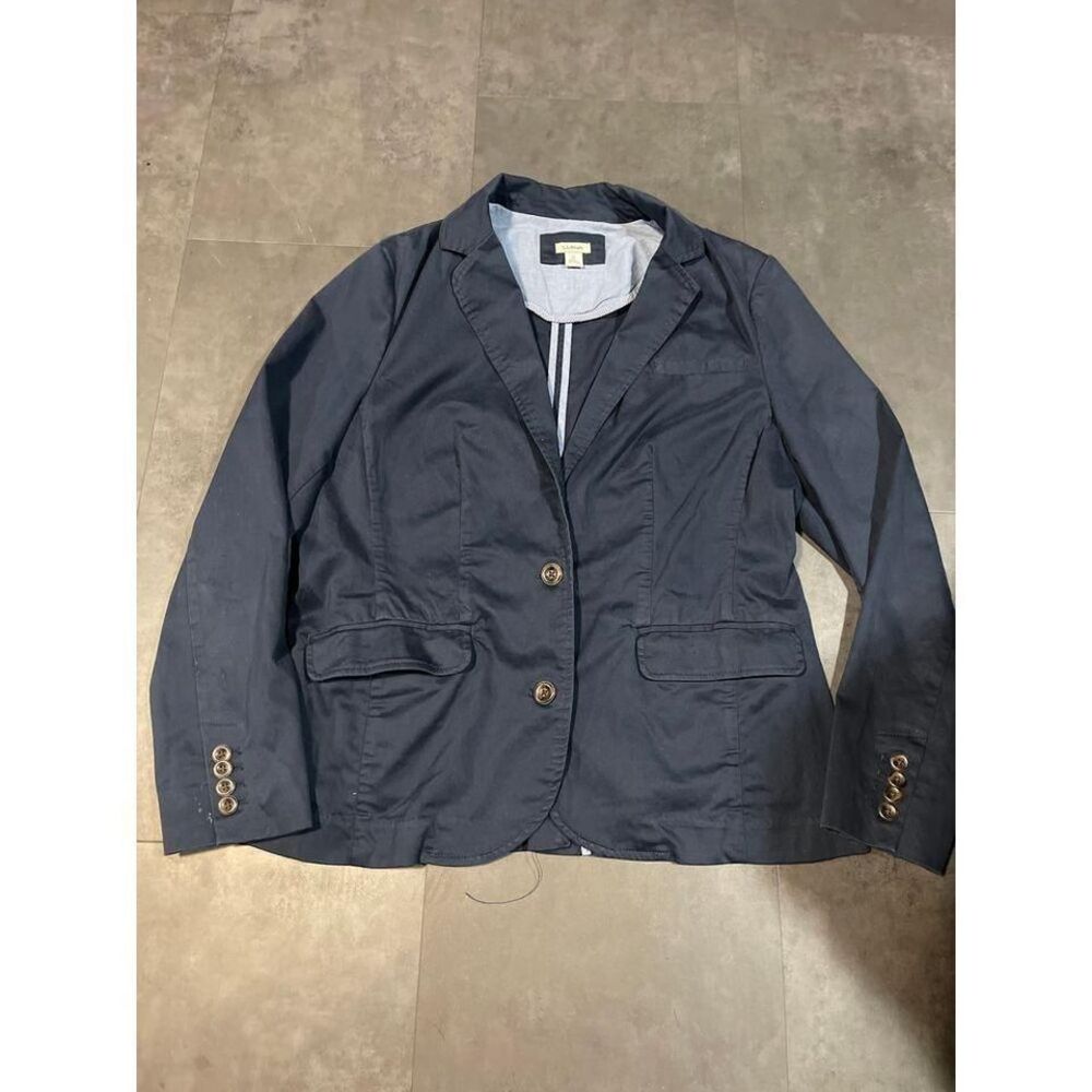 L.L.Bean Men's Navy Blazer - Classic Style, Premium Quality B-100
